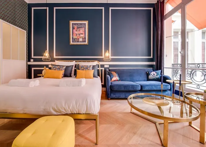 The Champs Elysées Blue Appartement *